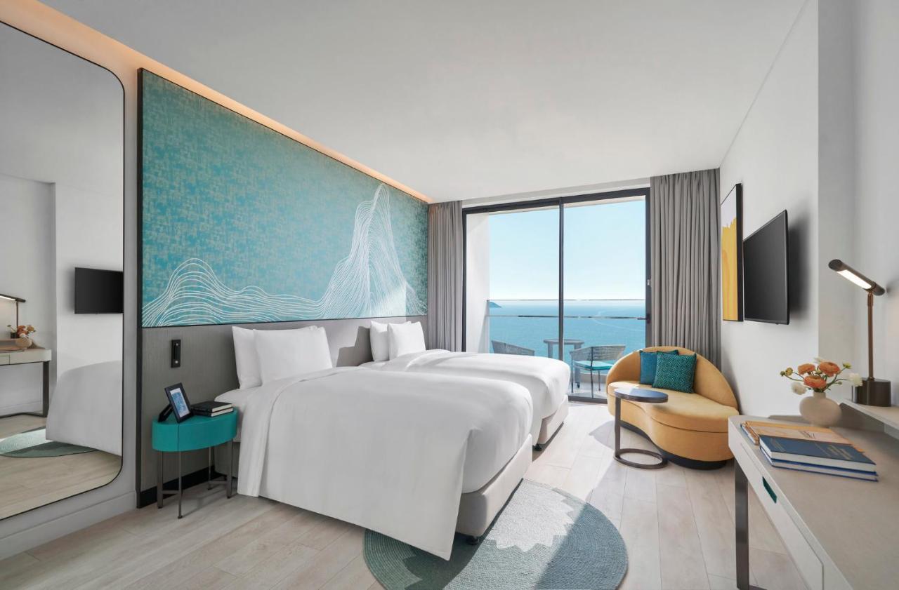Отель Voco Ma Belle Danang By Ihg Экстерьер фото