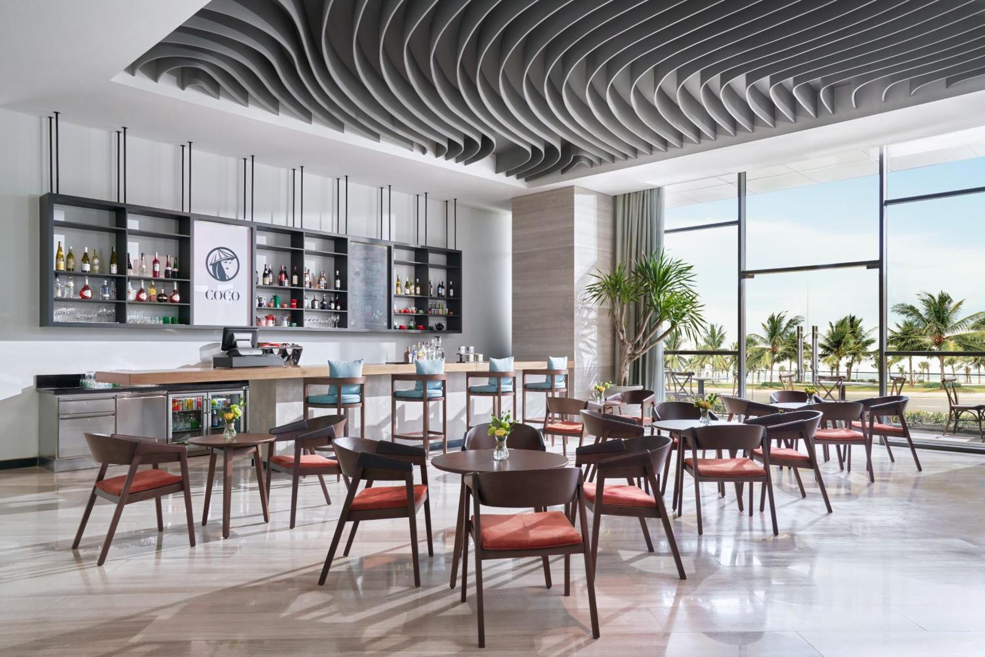 Отель Voco Ma Belle Danang By Ihg Экстерьер фото