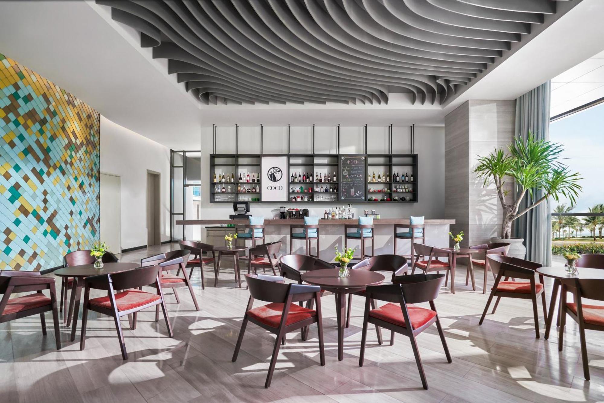 Отель Voco Ma Belle Danang By Ihg Экстерьер фото